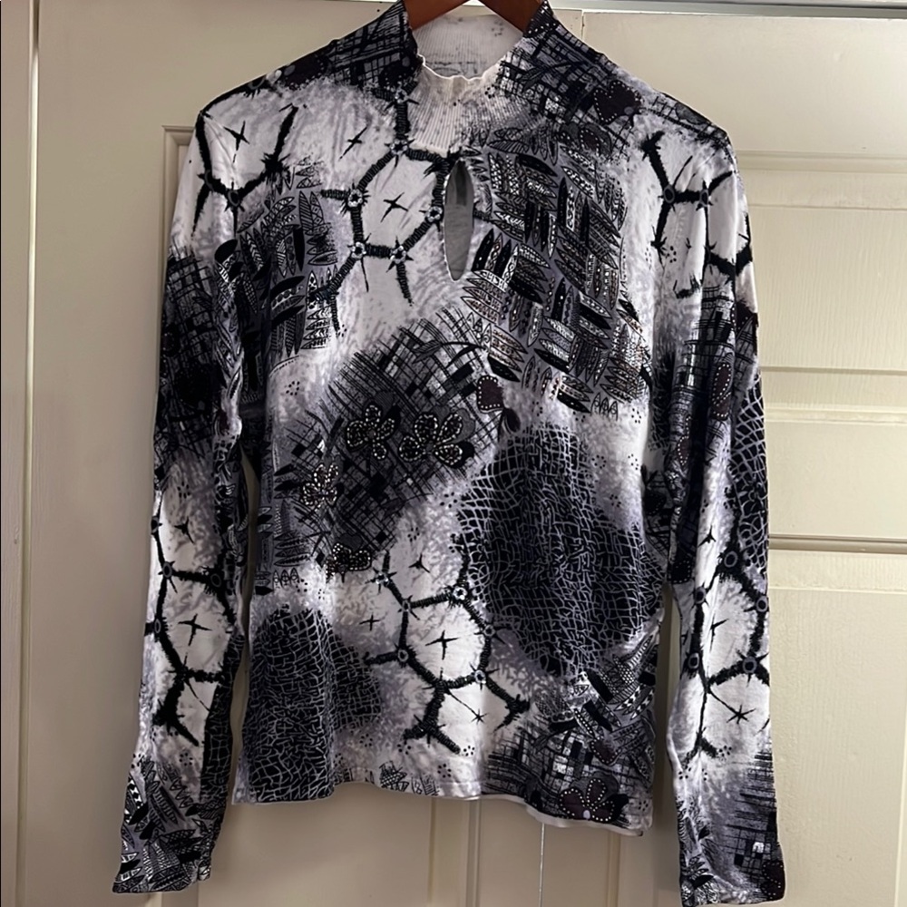 Metric Abstract Artistic Print Sweater w/Sequins and KeyHole Chest Holiday Look
